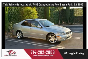 2003 Lexus IS