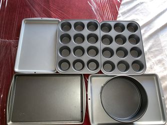 Backing set