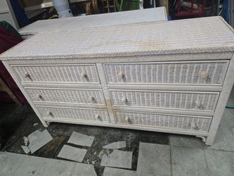 White Wicker 6-Drawer Dresser