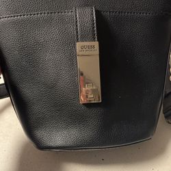 Guess Cross Body