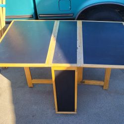 folding table with storage