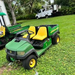 John Deere Gator 4 X 2