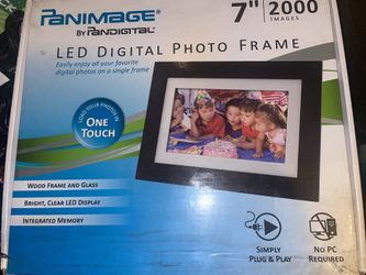 Led Digital Photo Frame 7 inches used in box