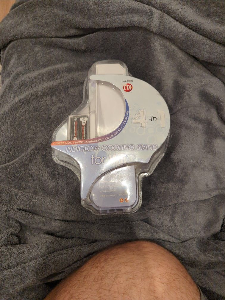 Indiglow Cooling Stand For Nintendo Wii