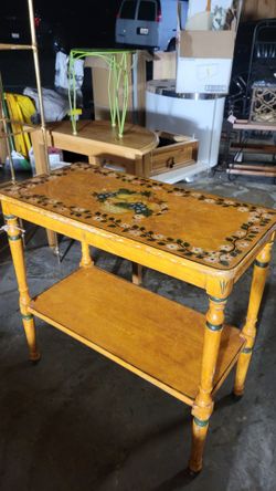 Mid Century Entrance/hallway Table