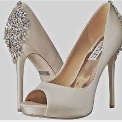 BADGLEY MISCHKA Kiara IVORY SATIN Shoes 