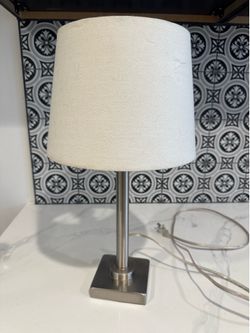 Table lamp