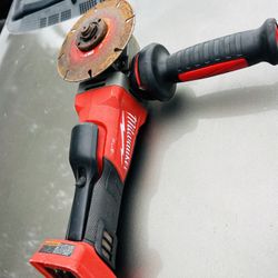 M18 18V Lithium-Ion Brushless Cordless 4-1/2 in./5 in. Grinder w/Paddle Switch (Tool-Only)