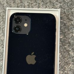 iPhone 12 UNLOCKED 99% Battery Health Like New 