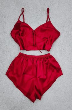 ✅️ Burgundy 2pc Sleepwear Set• Size S• Great Condition• $10firm