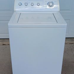 Whirlpool Ultimate Care Super Capacity Plus Washer 