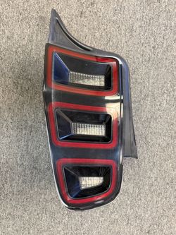 2013-2014 Ford Mustang LED Tail Light Right Side Black w/Bulb and Harness