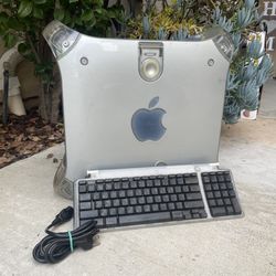Apple PowerMac G4 M8493 Tested For Power Only.