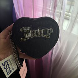 Juicy Couture Heart Shape Wallet Zip
