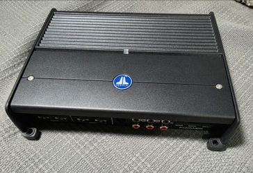 JL Audio XDM 400/4 car or marine amp NEW