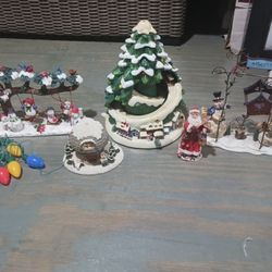 Christmas Decorations And Necklace 