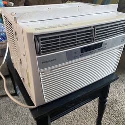 Window Air Conditioner 