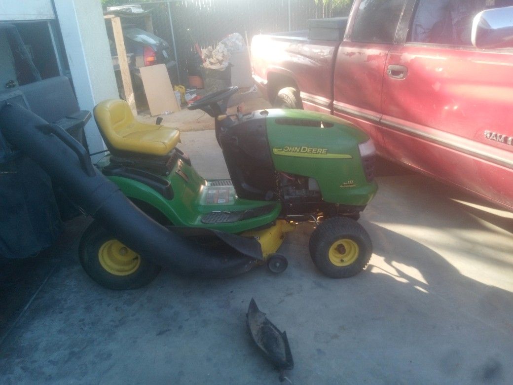Lawn Mower John Deere