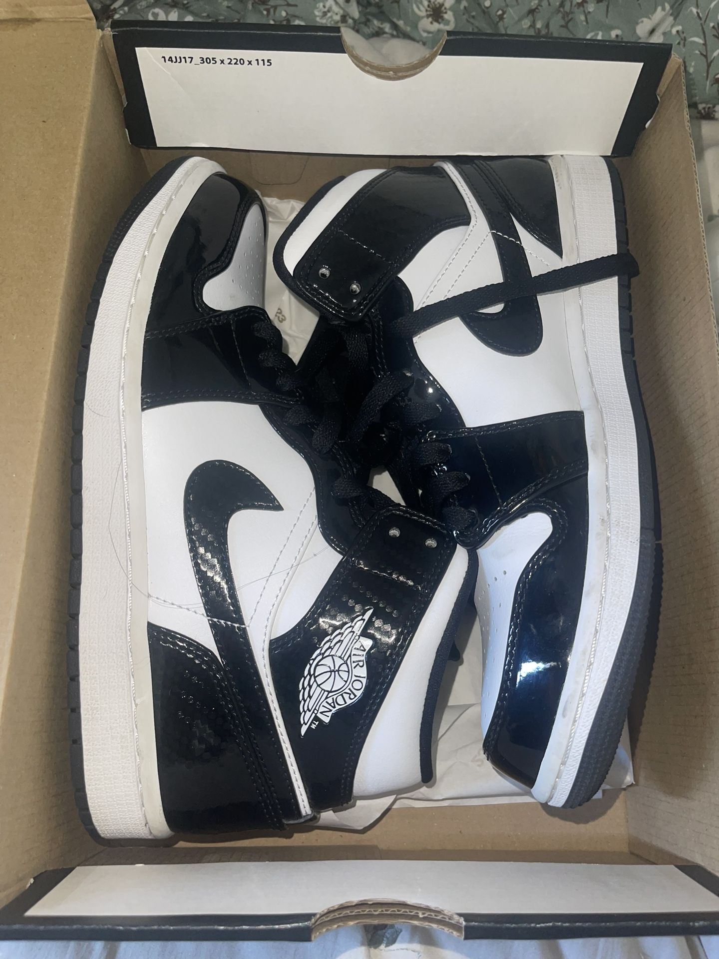 Air Jordan 1 Mid SE ASW 