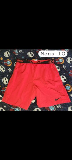 Mens Nike Shorts Size Large 