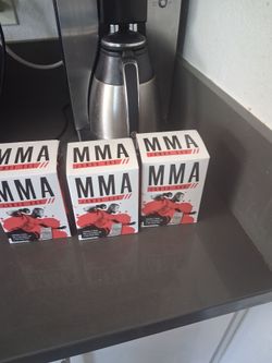 MMA trading cards