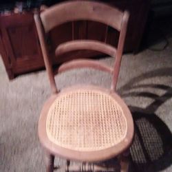 Beautiful Antique 3-slat Round Cane Seat Side Chair