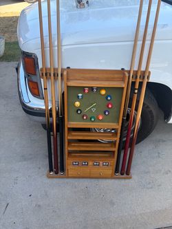 Wood Pool Cue Rack with Billiard Ball Clock