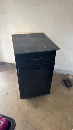 Black base cabinet