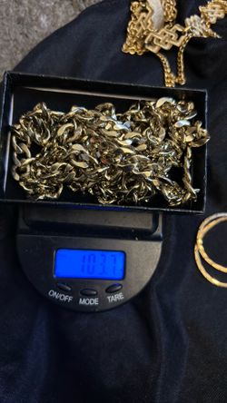 Women’s Cuban link 14k gold