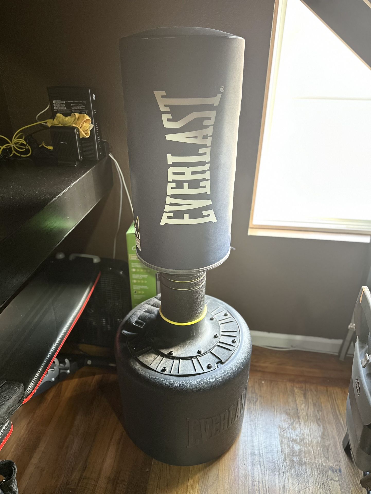 Everlast Rounded Heavy Duty Fitness Training Punching Bag