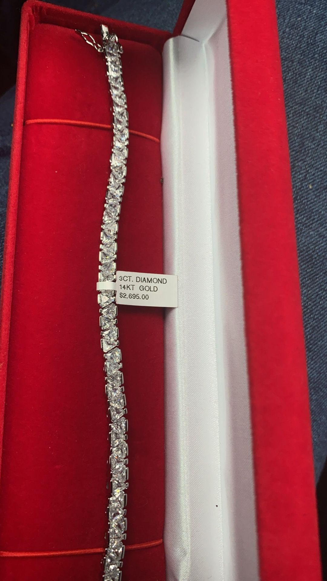 3CT. Diamond Bracelet 14KT White Gold