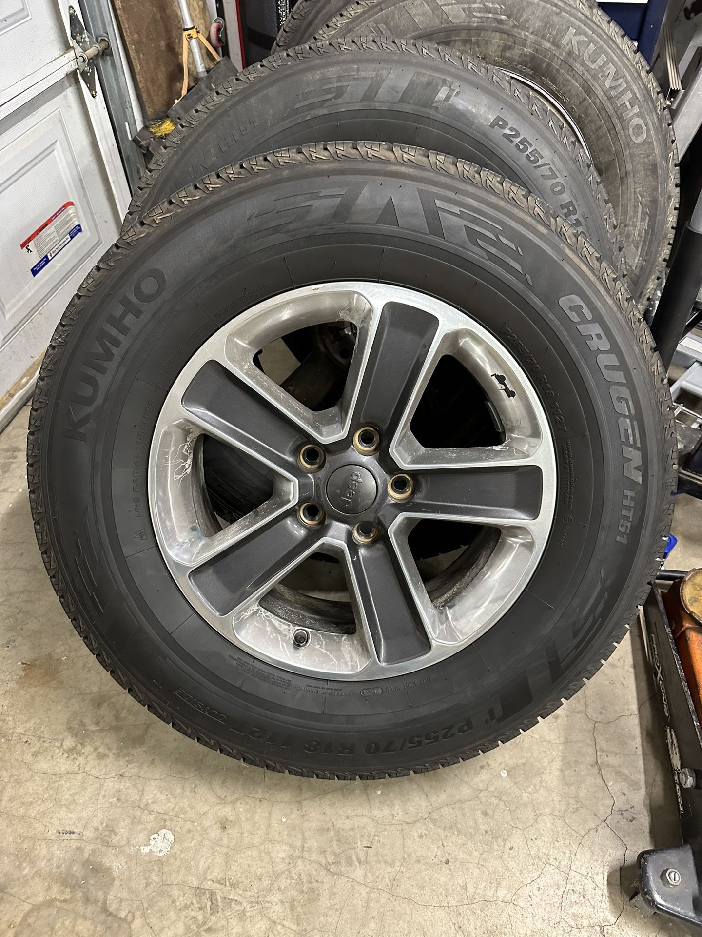 Jeep wrangler OEM Wheels and Tires