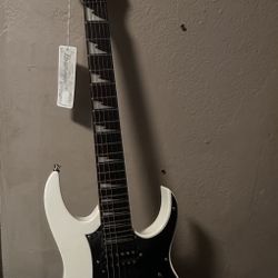 IBANEZ Guitar 