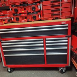 MILWAUKEE 52" WOOD TOP ROLLING TOOL BOX 
