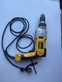 DEWALT DWD 520 Hummer Drill. 1/2”