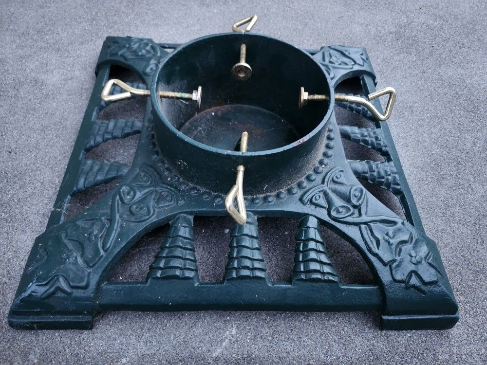 18" Square Extra Large & Heavy Tree Stand