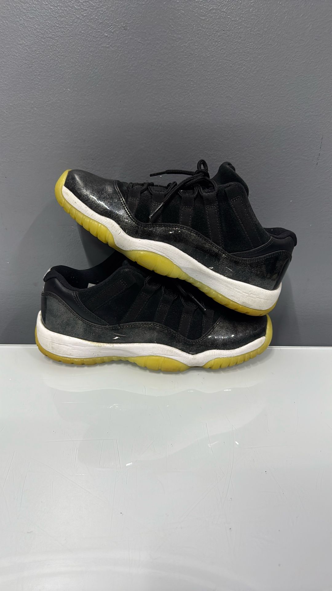 Jordan 11 Low Baron