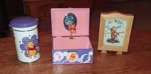 Winnie the pooh items