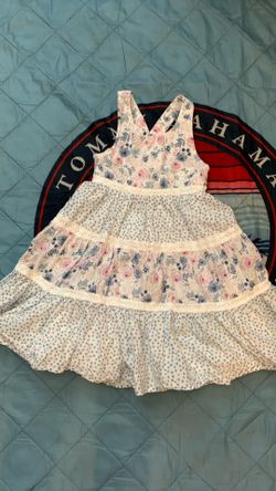 Girl dress size 7