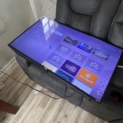 ROKU TV