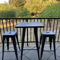 Table and Chairs $120 obo