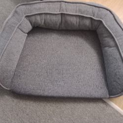 Large Dog Bed 