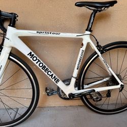 Road Bike - Full Carbon Fiber Frame