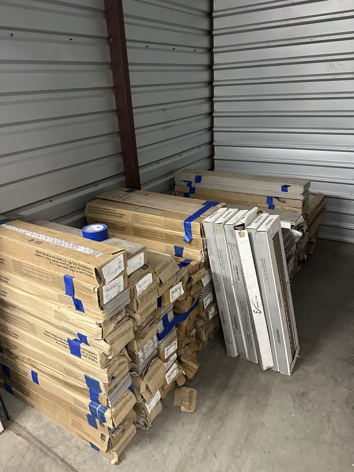 Tile For Sale  Se Vende Tile 