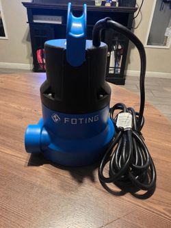 Submersible pump