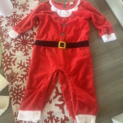 Baby’s Outfit And Blanket 