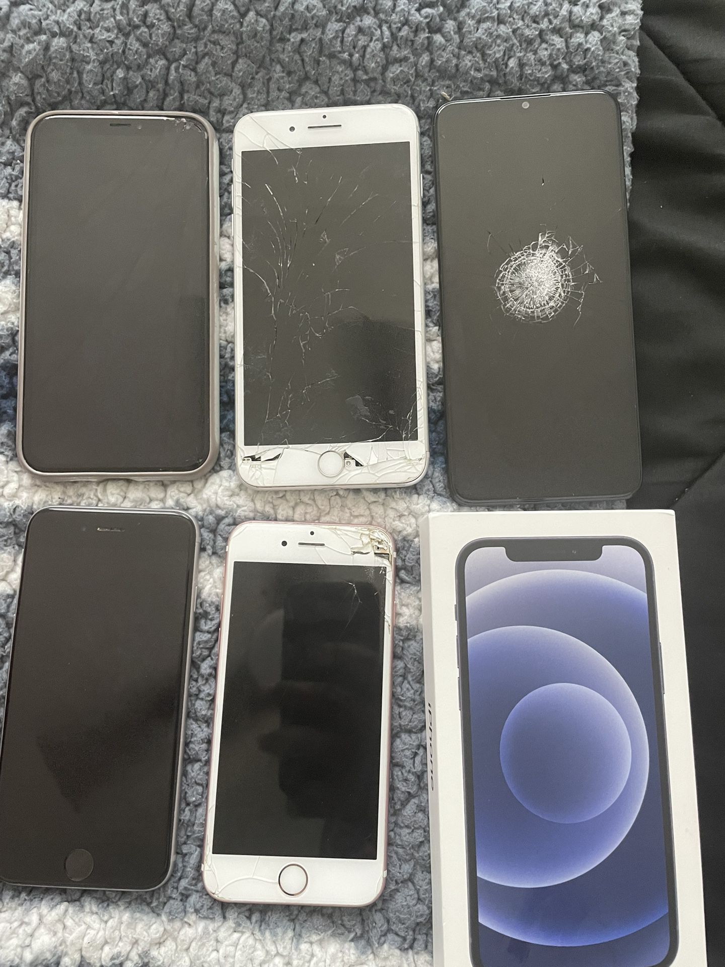 5 Broken SmartPhone Bundle 