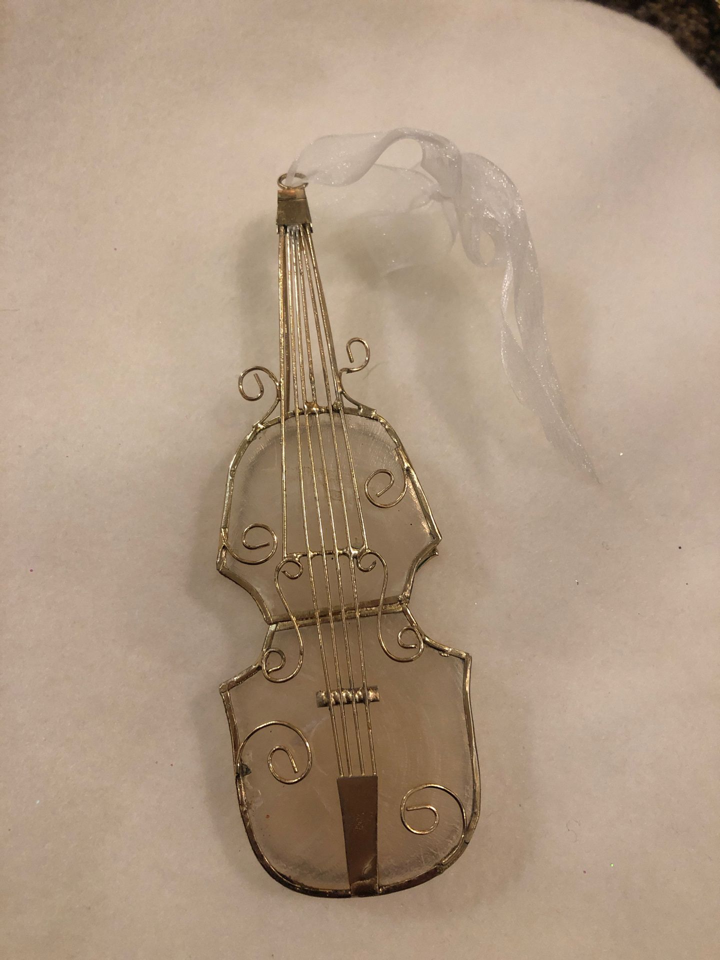 Violin ornament