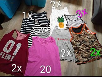 Lot women's tank tops  see photo sizes