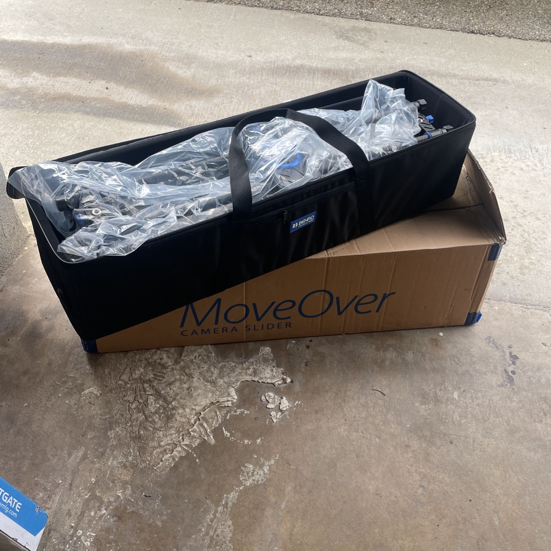 Benro MoveOver Camera Slider